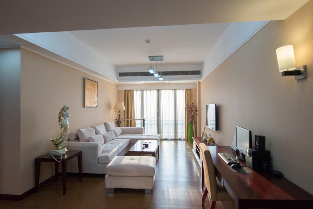Yinfeng Hotel Guangzhou North Station Branch, Huacheng Road Subway Station Branch מראה חיצוני תמונה